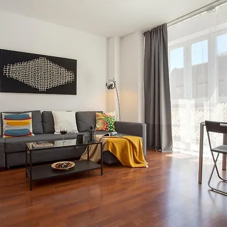 Apartamento Reformado En Pleno Centro By Rent Me Malaga Exterior photo